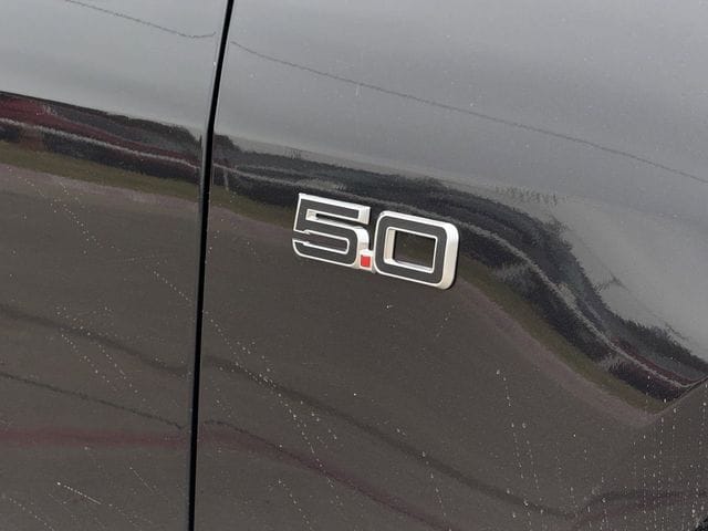 Vehicle image 9 of 26