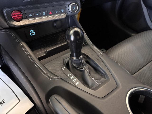 Vehicle image 16 of 22