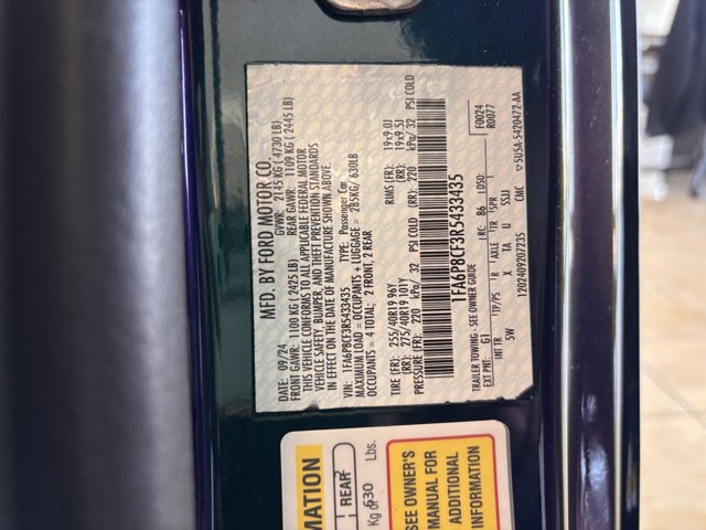 Vehicle image 21 of 22