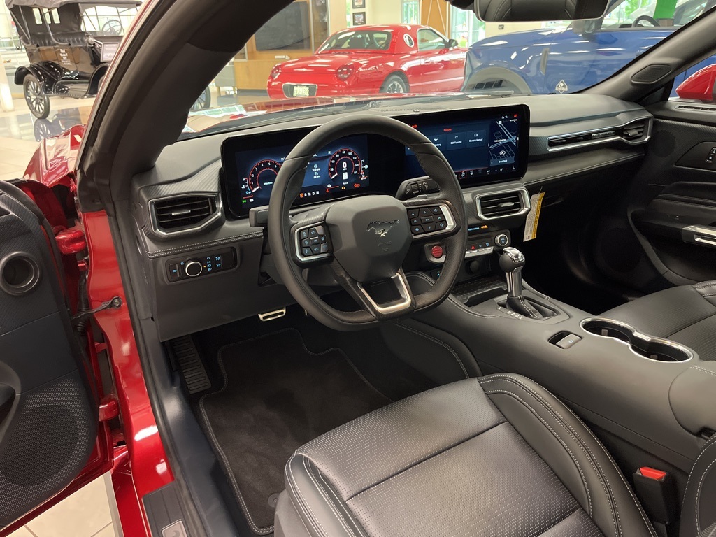 Vehicle image 27 of 33