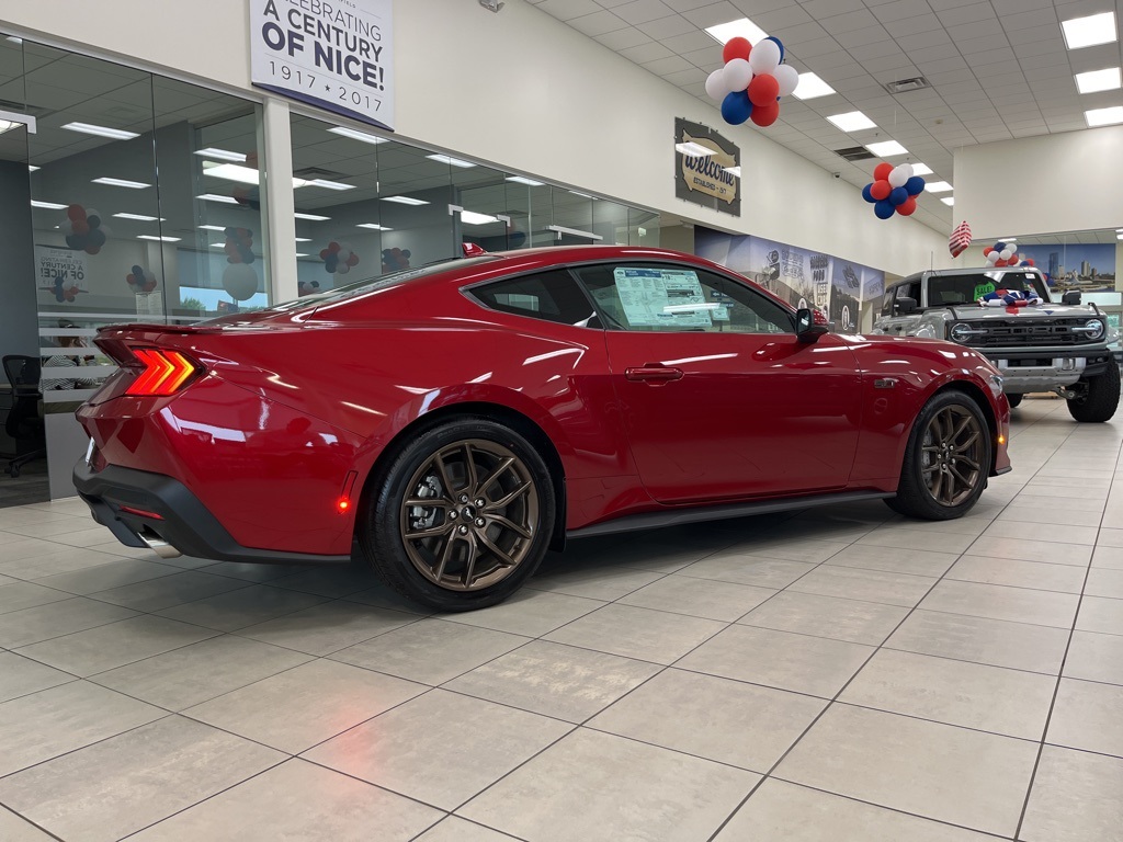 Vehicle image 6 of 33
