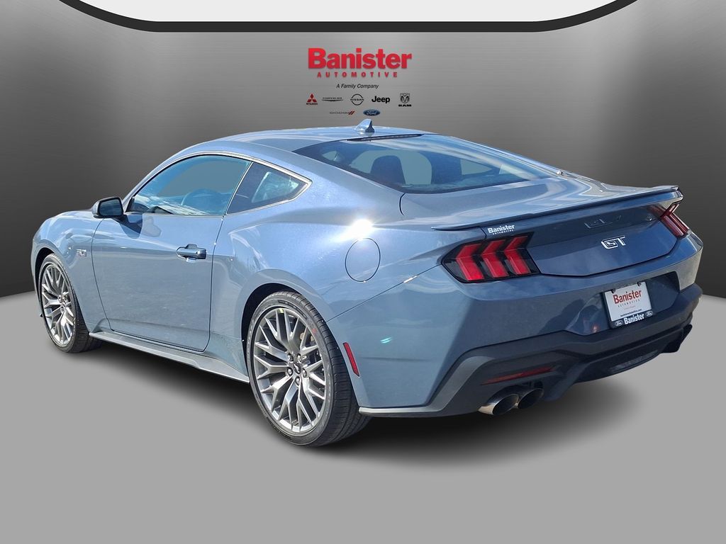 Vehicle image 4 of 13