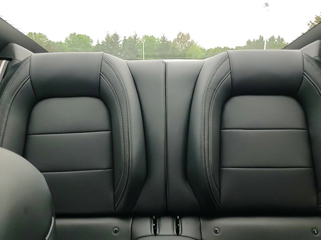 Vehicle image 22 of 23