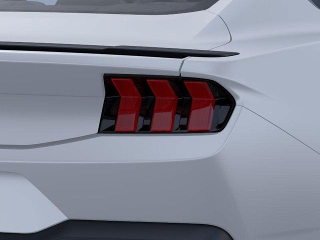 Vehicle image 19 of 22