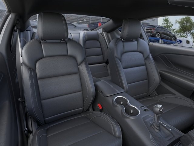 Vehicle image 10 of 22