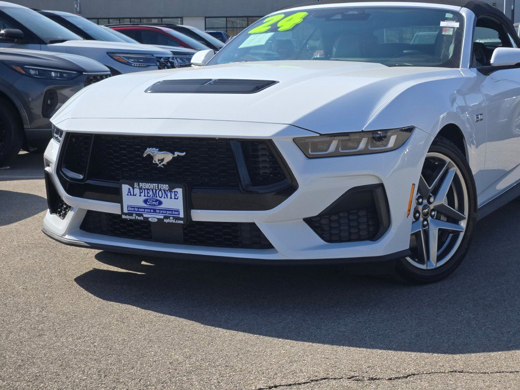 2024 Ford Mustang GT Premium Image 24 of 28