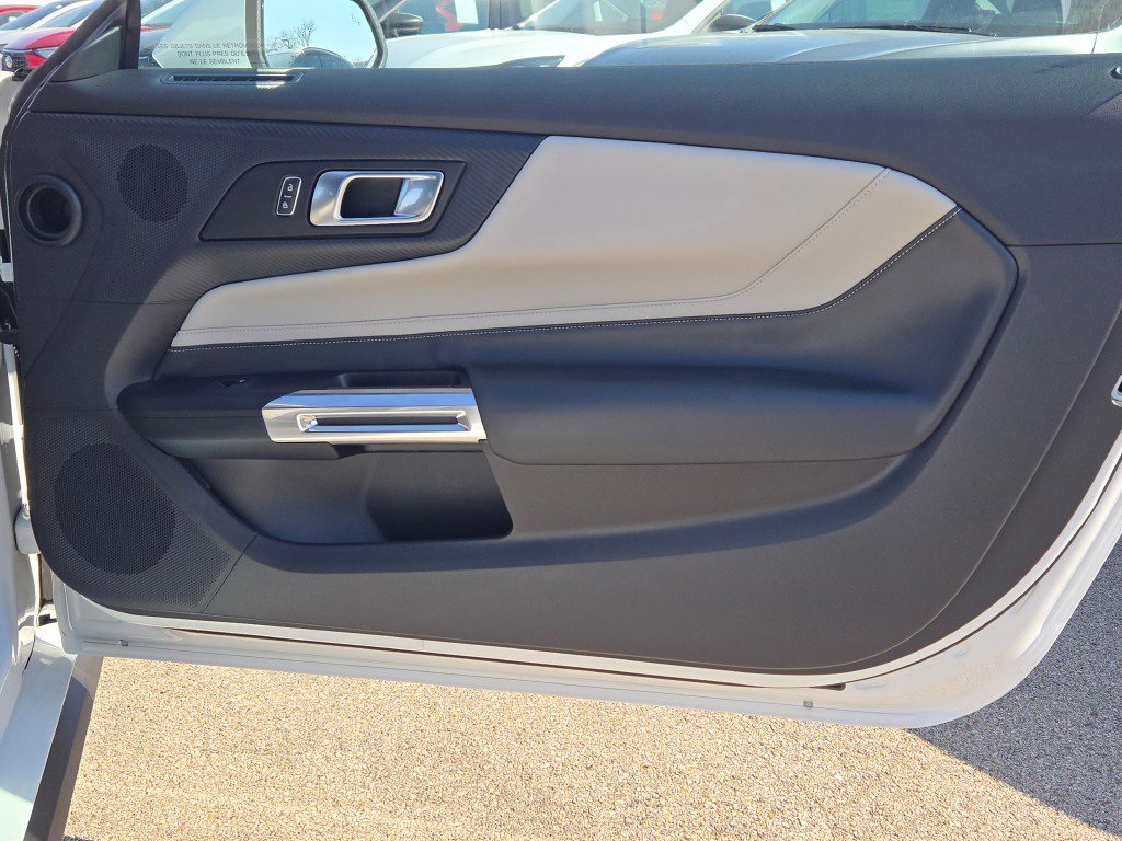 2024 Ford Mustang GT Premium Image 19 of 28