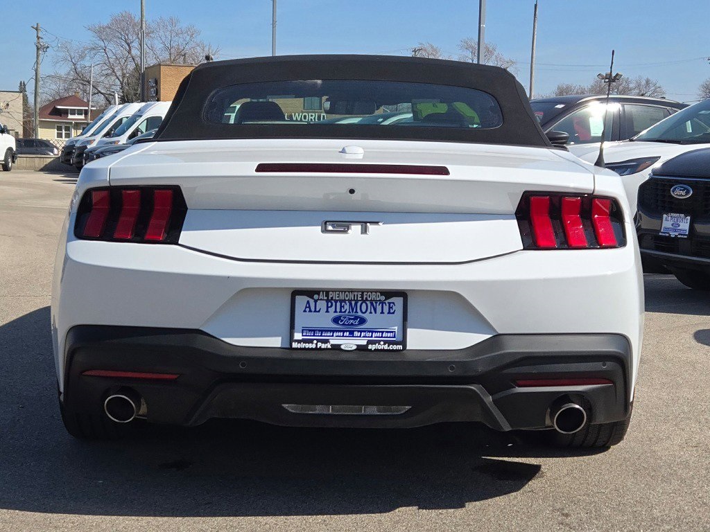 2024 Ford Mustang GT Premium Image 5 of 28