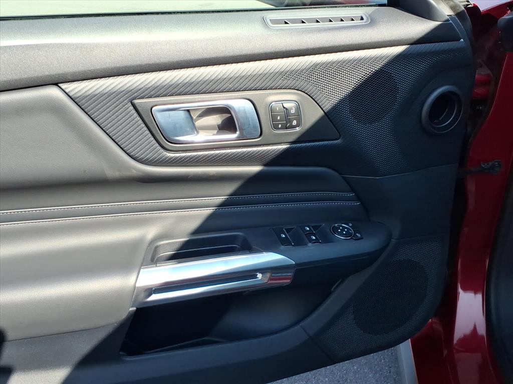 2024 Ford Mustang GT Premium Image 15 of 21