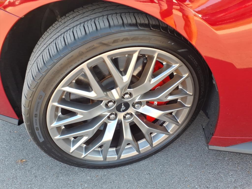 2024 Ford Mustang GT Premium Image 9 of 21