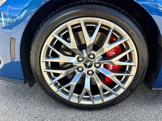 2024 Ford Mustang GT Premium Image 8 of 32