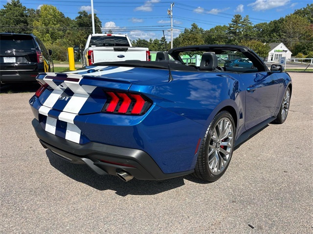 2024 Ford Mustang GT Premium Image 4 of 32