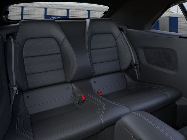 Vehicle image 10 of 19