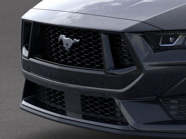Vehicle image 14 of 19