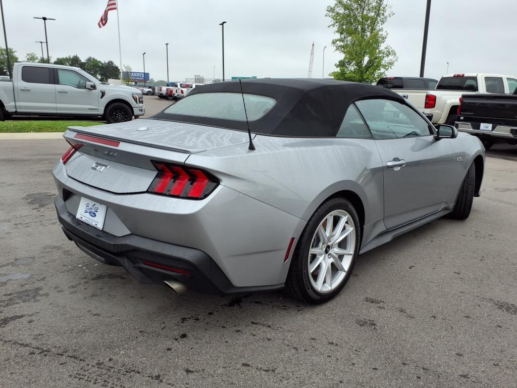 2024 Ford Mustang GT Premium Image 5 of 22