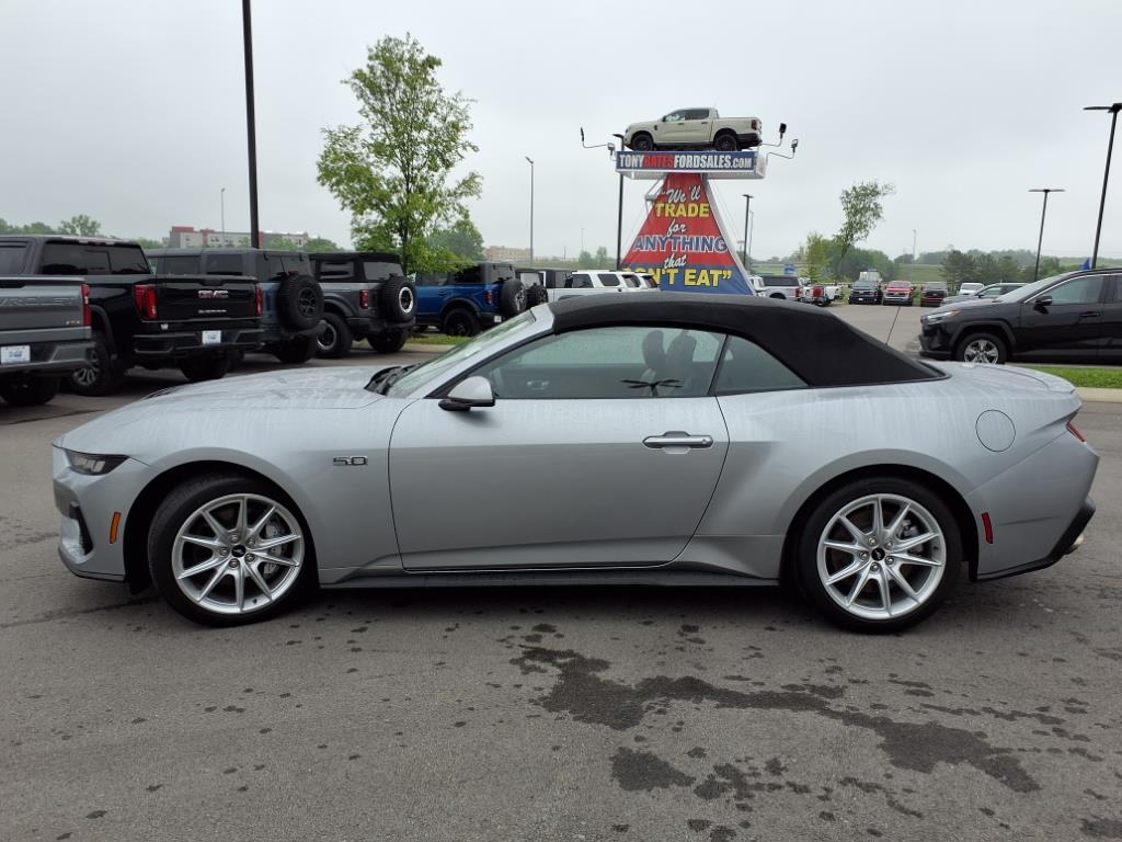 2024 Ford Mustang GT Premium Image 8 of 22