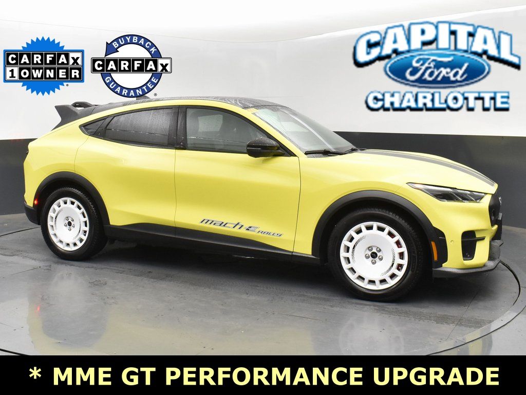 Vehicle image 9 of 41