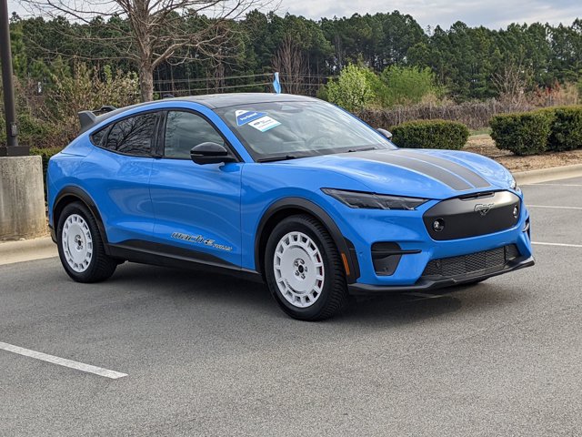 Vehicle image 9 of 43