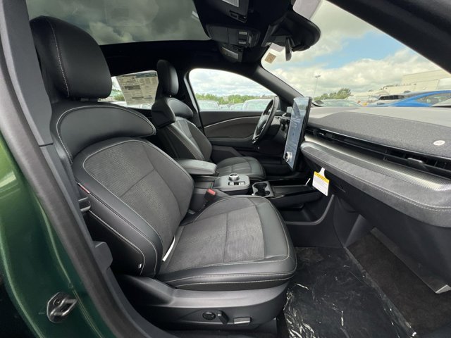 2024 Ford Mustang Mach-E GT Image 14 of 26