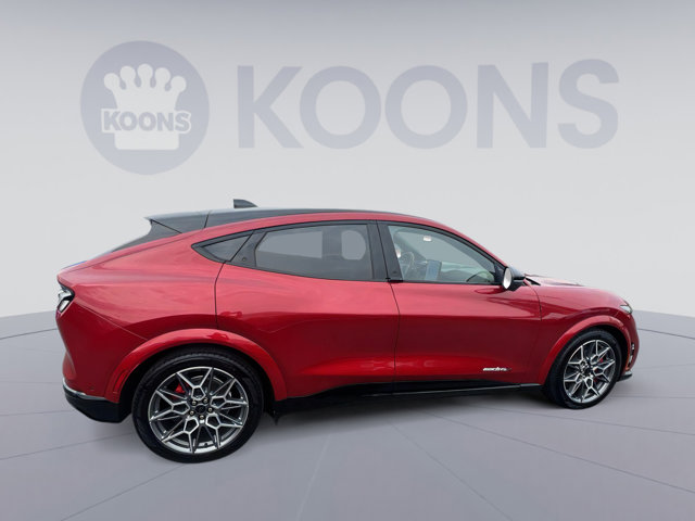 Vehicle image 4 of 26