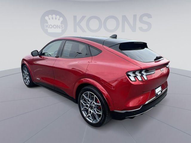 Vehicle image 7 of 26