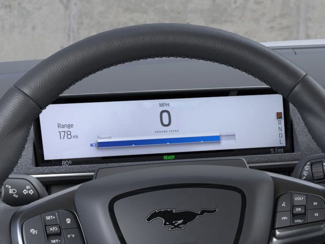 Vehicle image 18 of 31