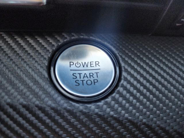 Vehicle image 15 of 34