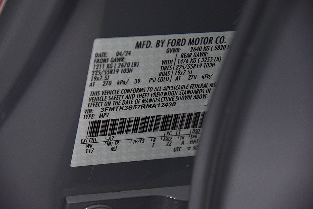 Vehicle image 17 of 35