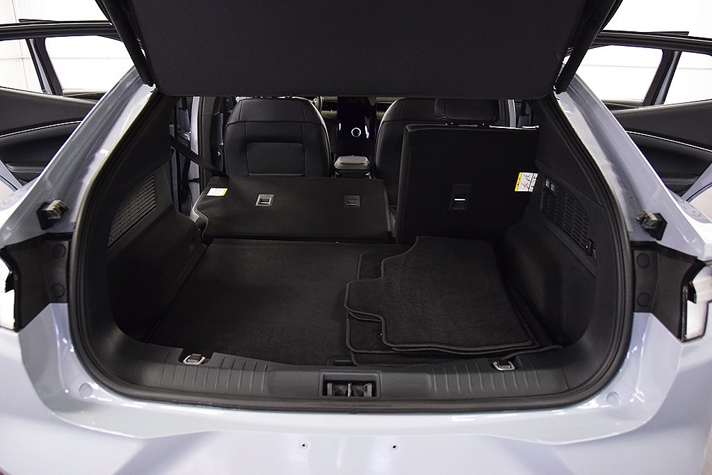 Vehicle image 34 of 35