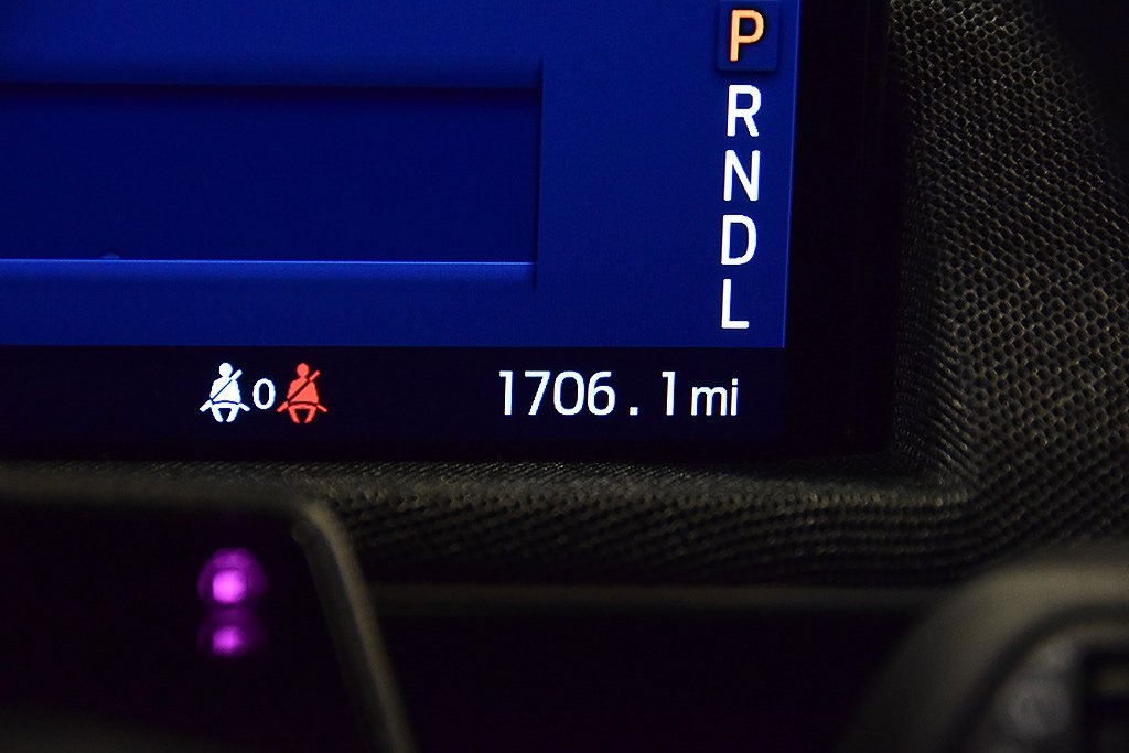 Vehicle image 19 of 35