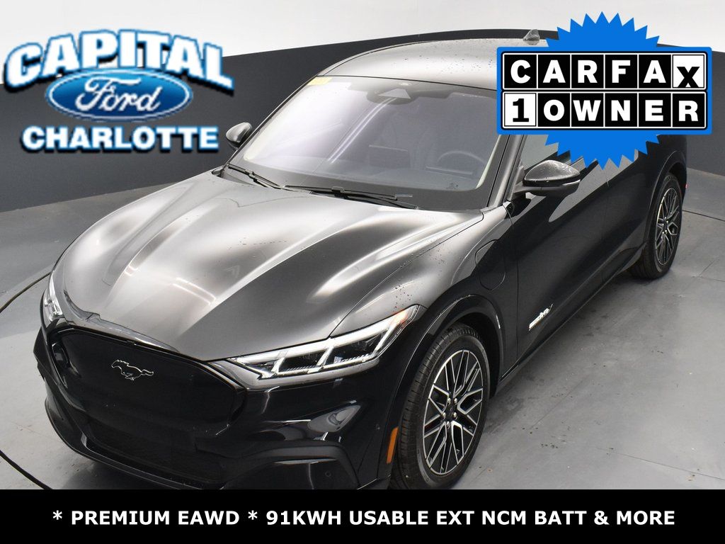 Vehicle image 4 of 43