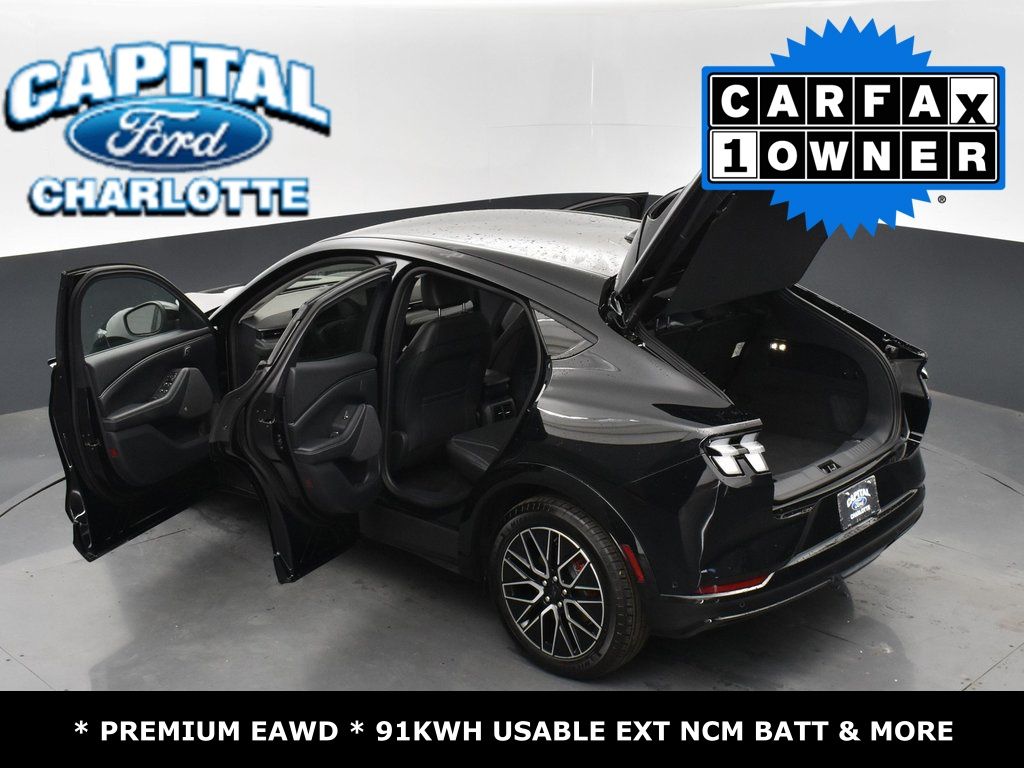 Vehicle image 15 of 43