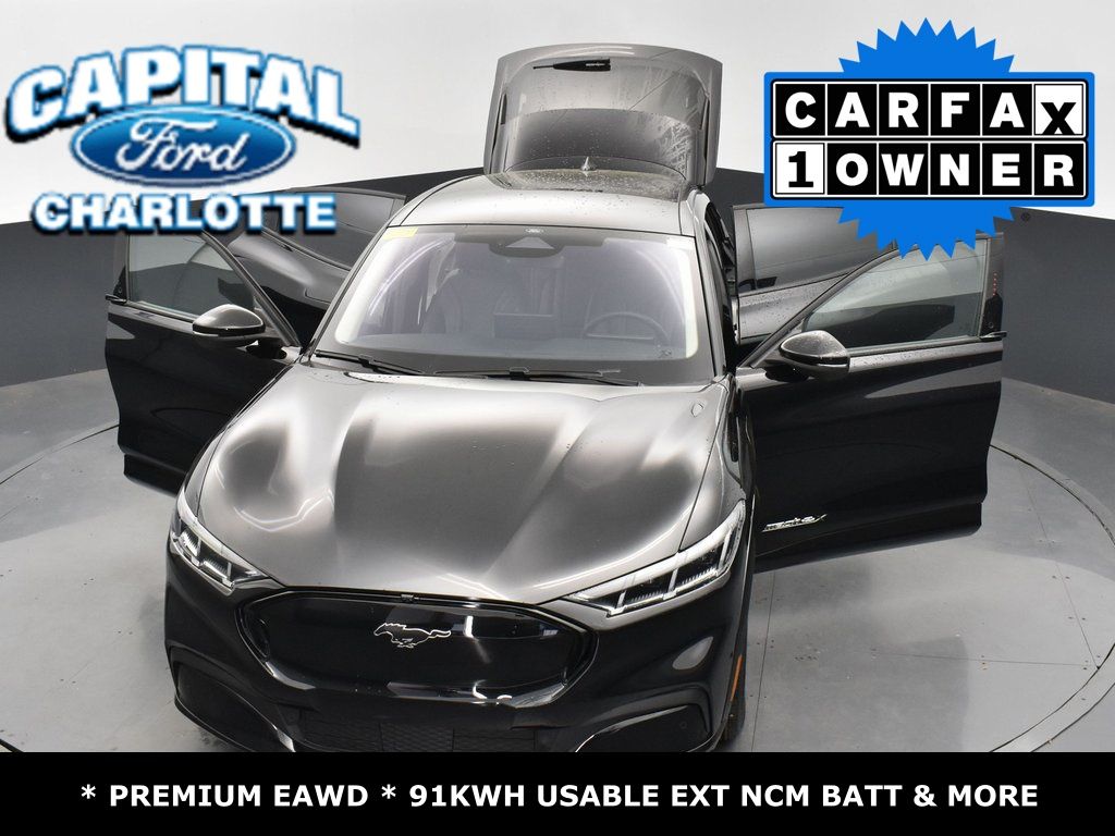 Vehicle image 9 of 43