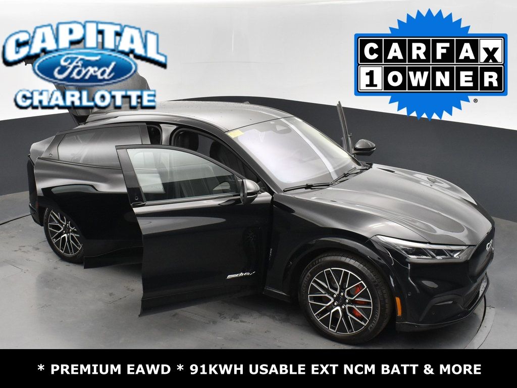 Vehicle image 14 of 43