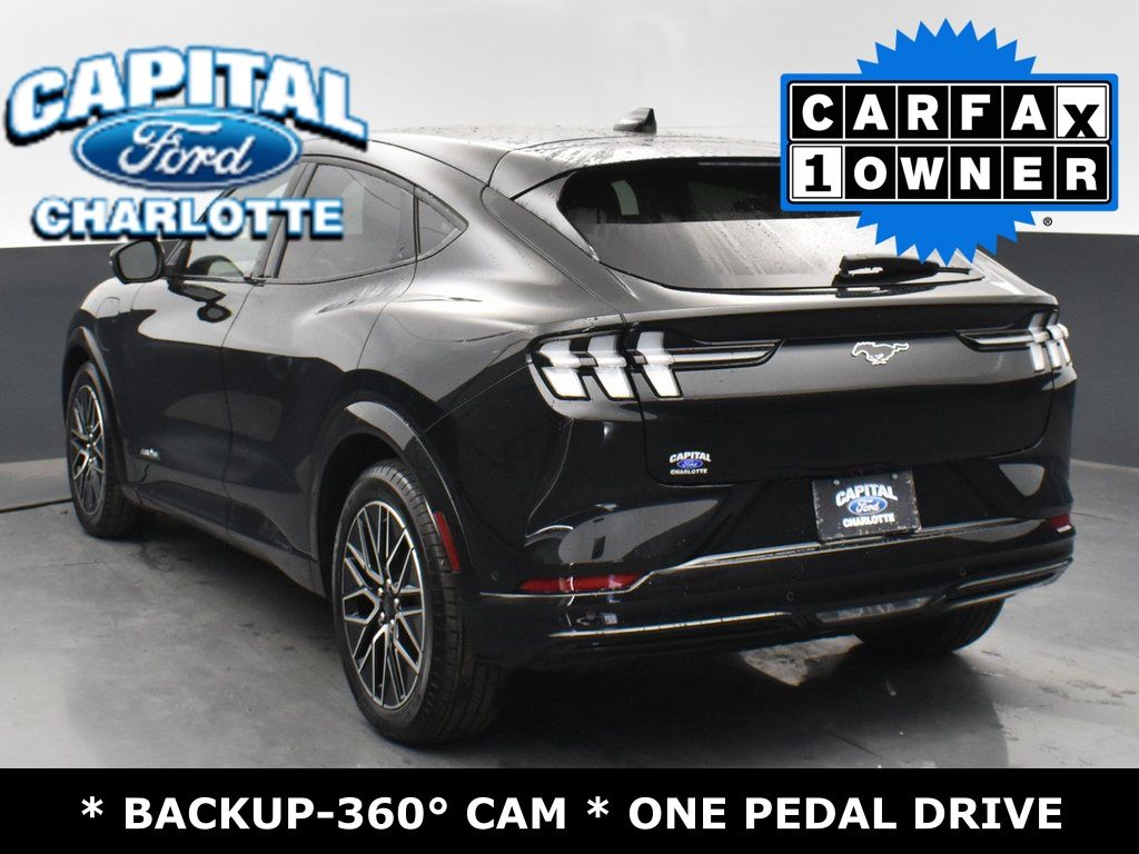 Vehicle image 25 of 43