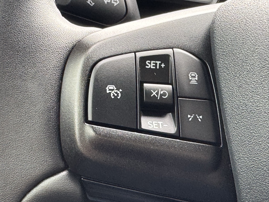 Vehicle image 13 of 46