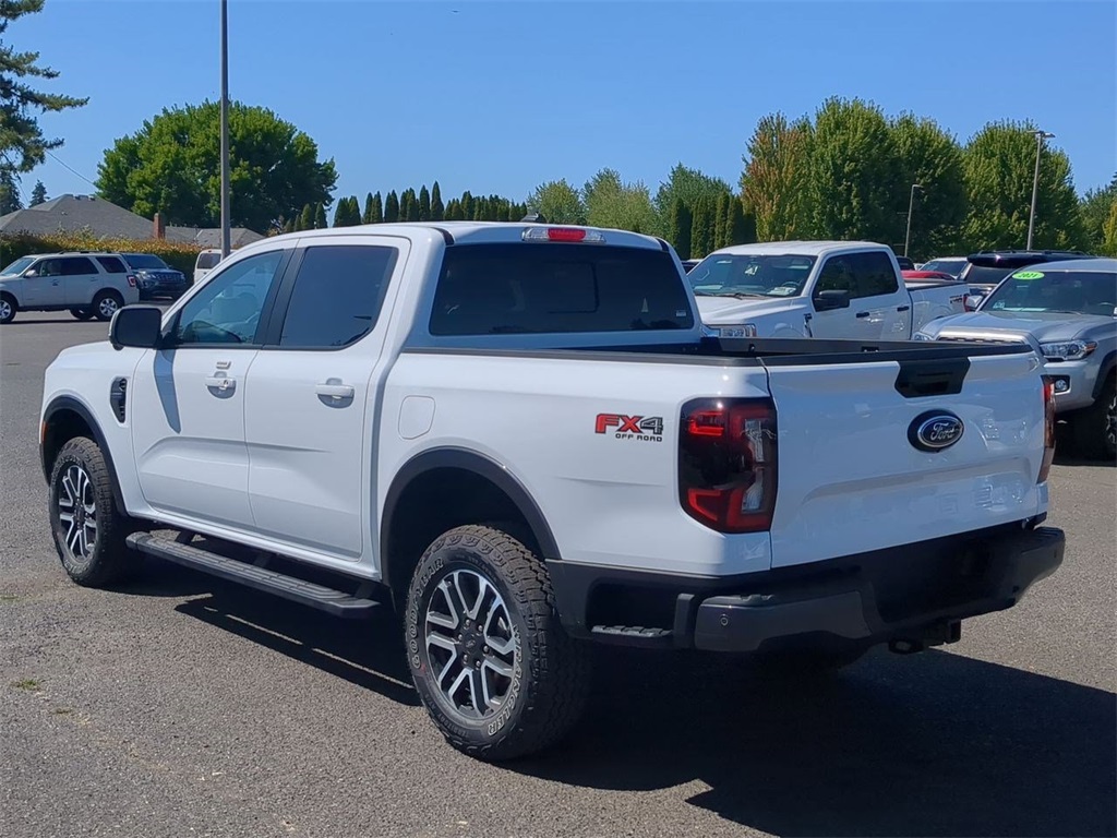Vehicle image 7 of 32
