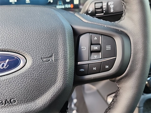 Vehicle image 20 of 26