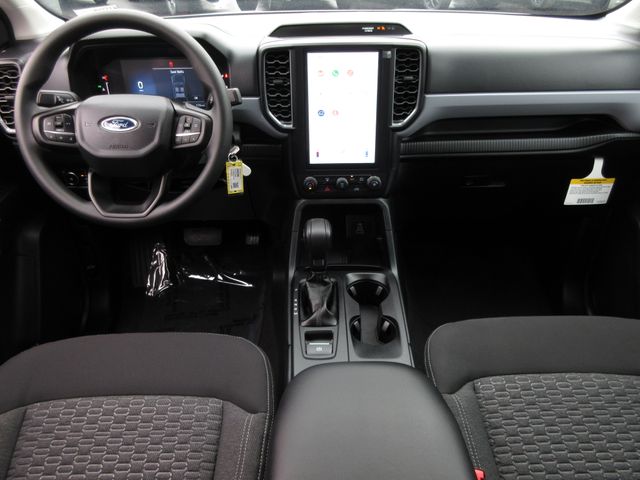 Vehicle image 19 of 25