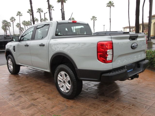 Vehicle image 6 of 25