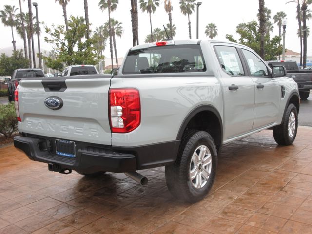 Vehicle image 4 of 25