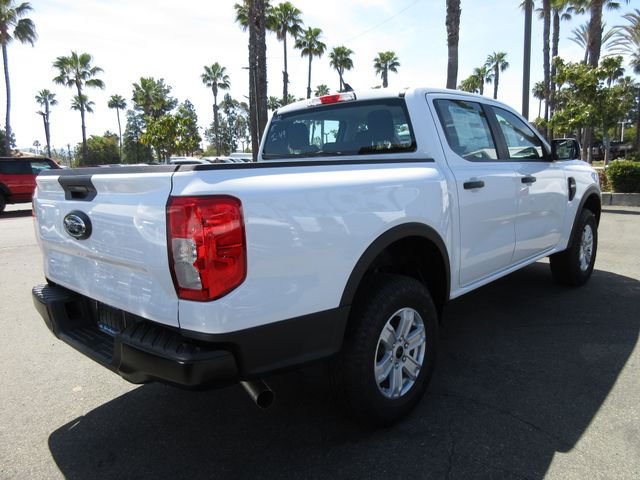 Vehicle image 4 of 11