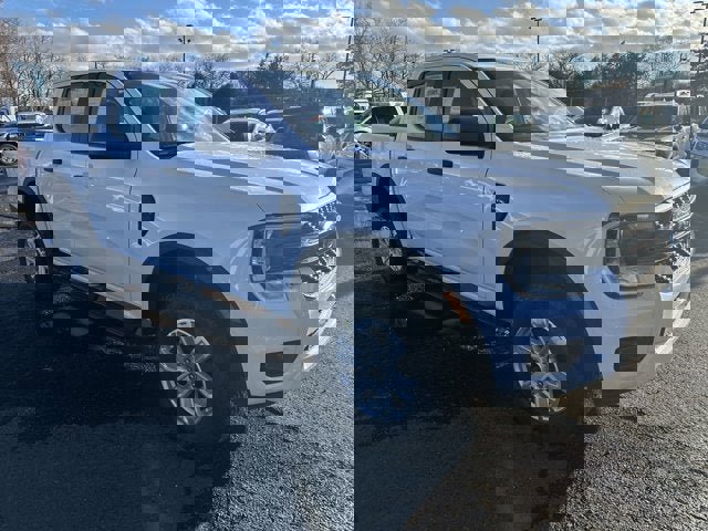 Vehicle image 3 of 25