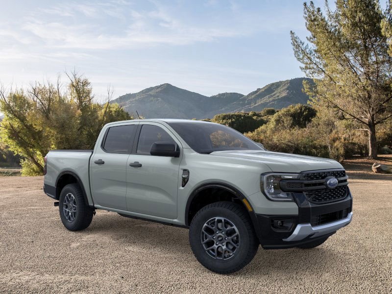 Vehicle image 4 of 22