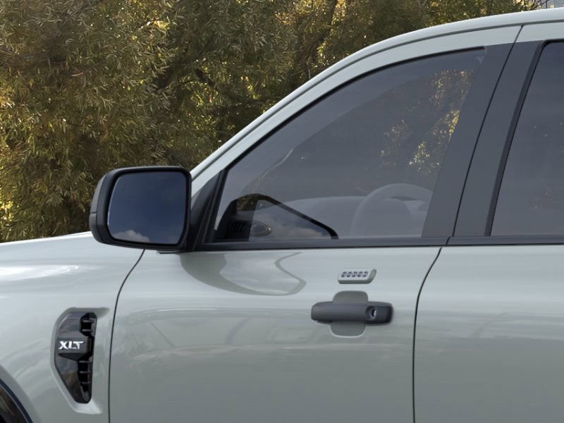 Vehicle image 15 of 22