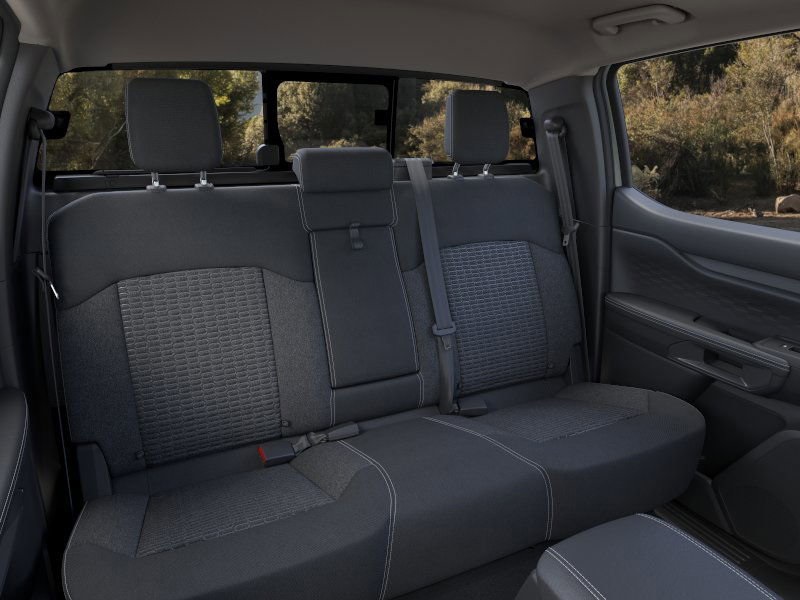 Vehicle image 11 of 22
