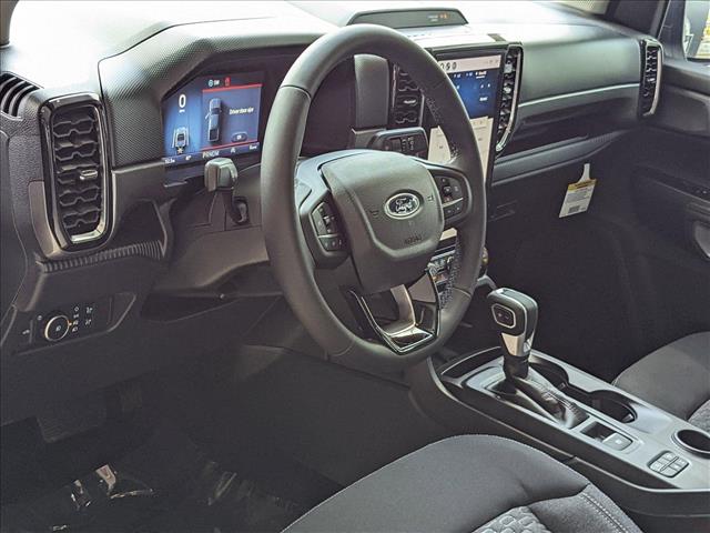Vehicle image 7 of 17