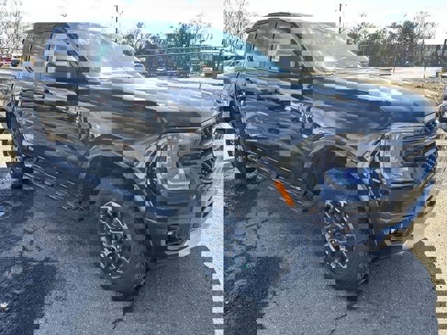 Vehicle image 3 of 26