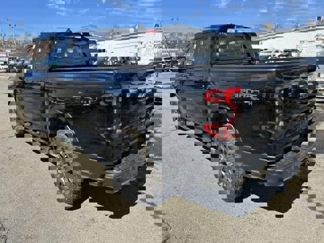 Vehicle image 6 of 26