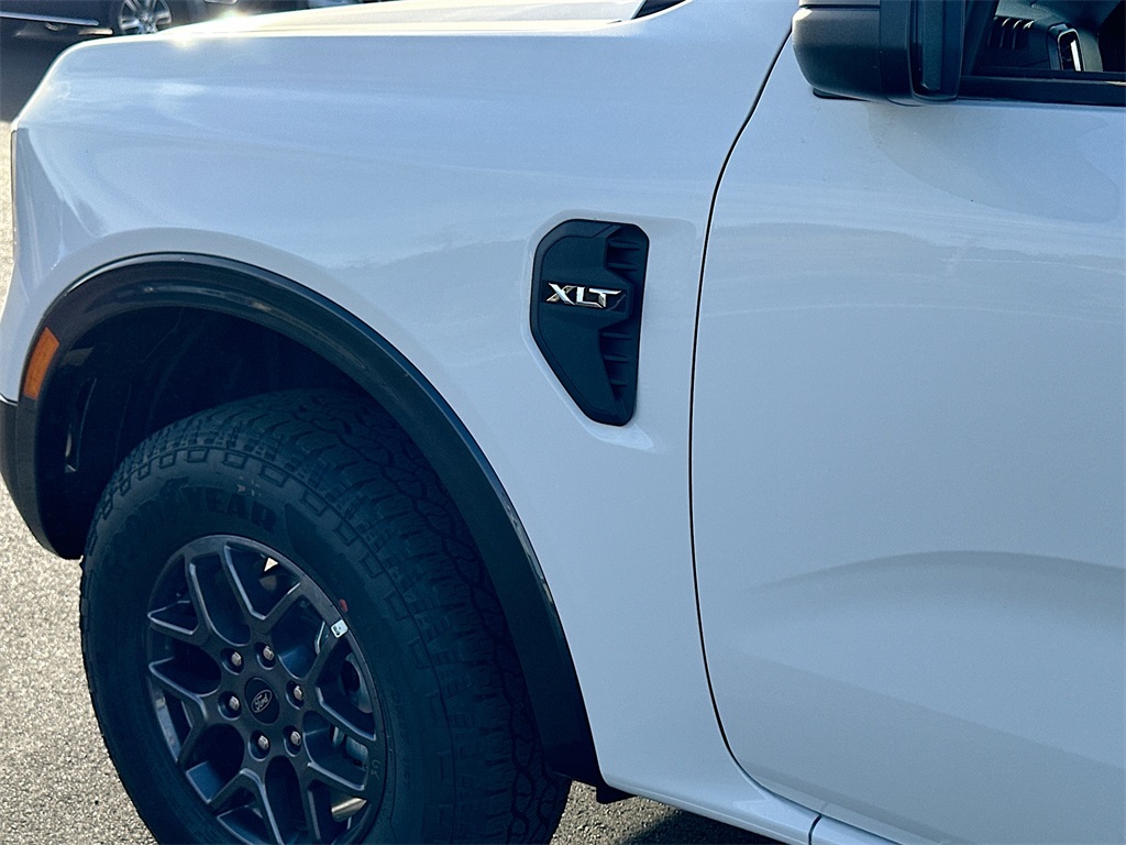Vehicle image 21 of 21